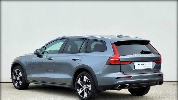 Volvo V60 Cross Country cena 169999 przebieg: 88850, rok produkcji 2021 z Jędrzejów małe 436